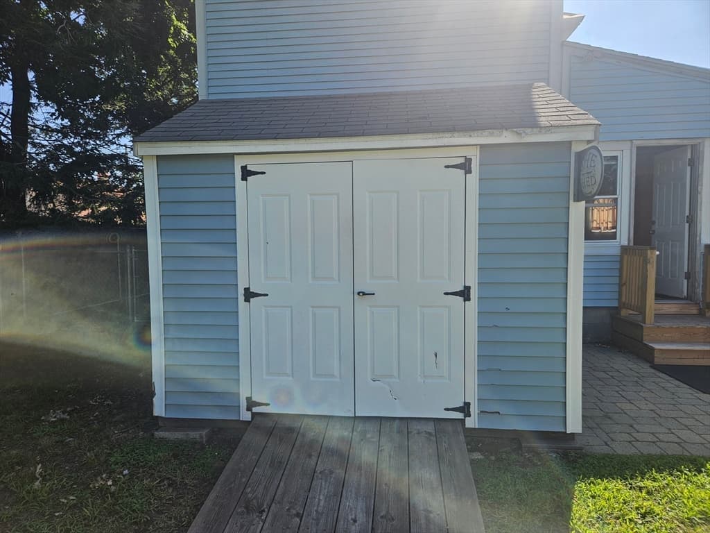 399 Stevens, Lowell MA 01851 photo 3