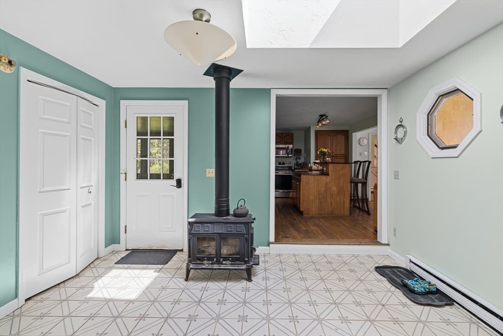 106 South Meadow Road, Carver MA 02330 photo 11