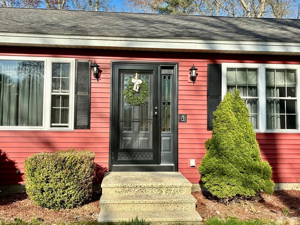 476 Wachusett St, Holden MA 01520 photo 2