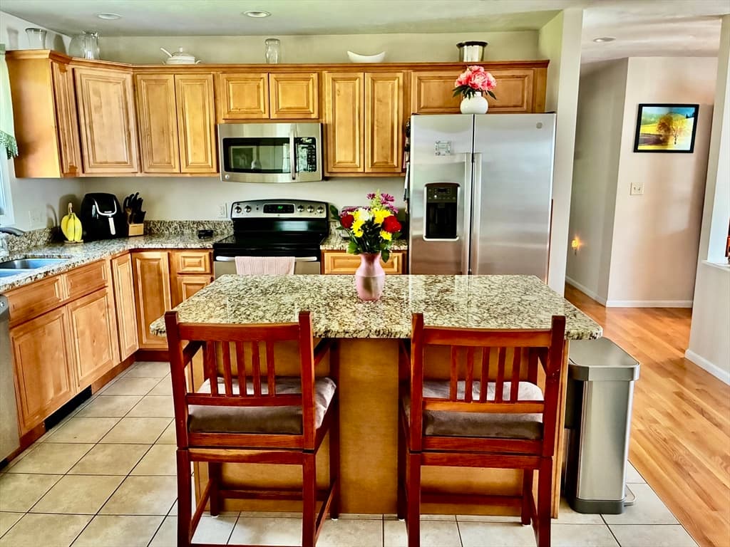 476 Wachusett St, Holden MA 01520 photo 8