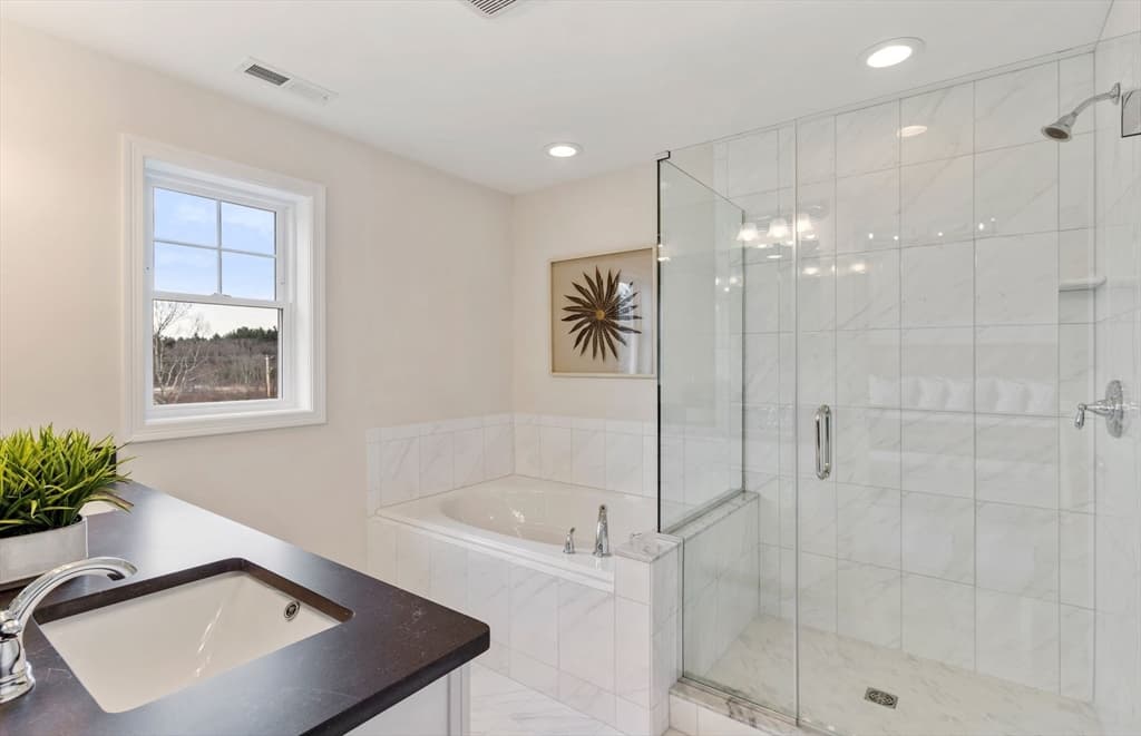 25 Emerald Run # 15, Shrewsbury MA 01545 photo 14