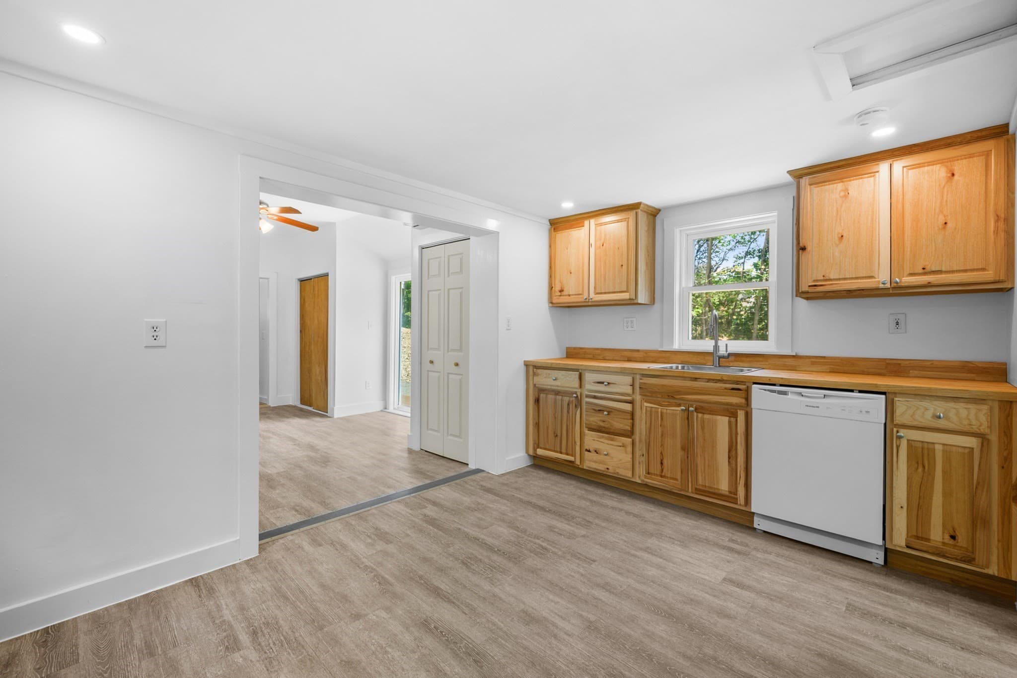 Condominium at 95 Shore Road # 8, Truro MA 02652, photo 4 of 18