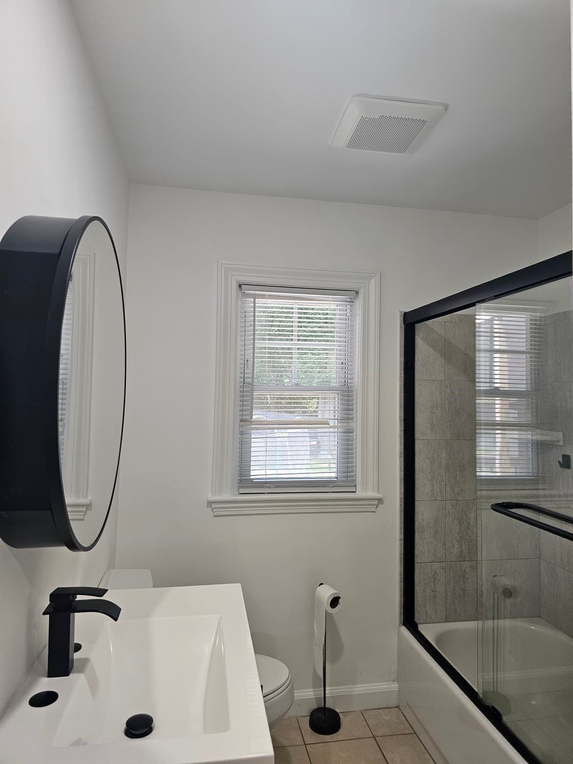 Single Family Residence at 85 Lexington Ave, Lowell MA 01854, photo 13 of 33