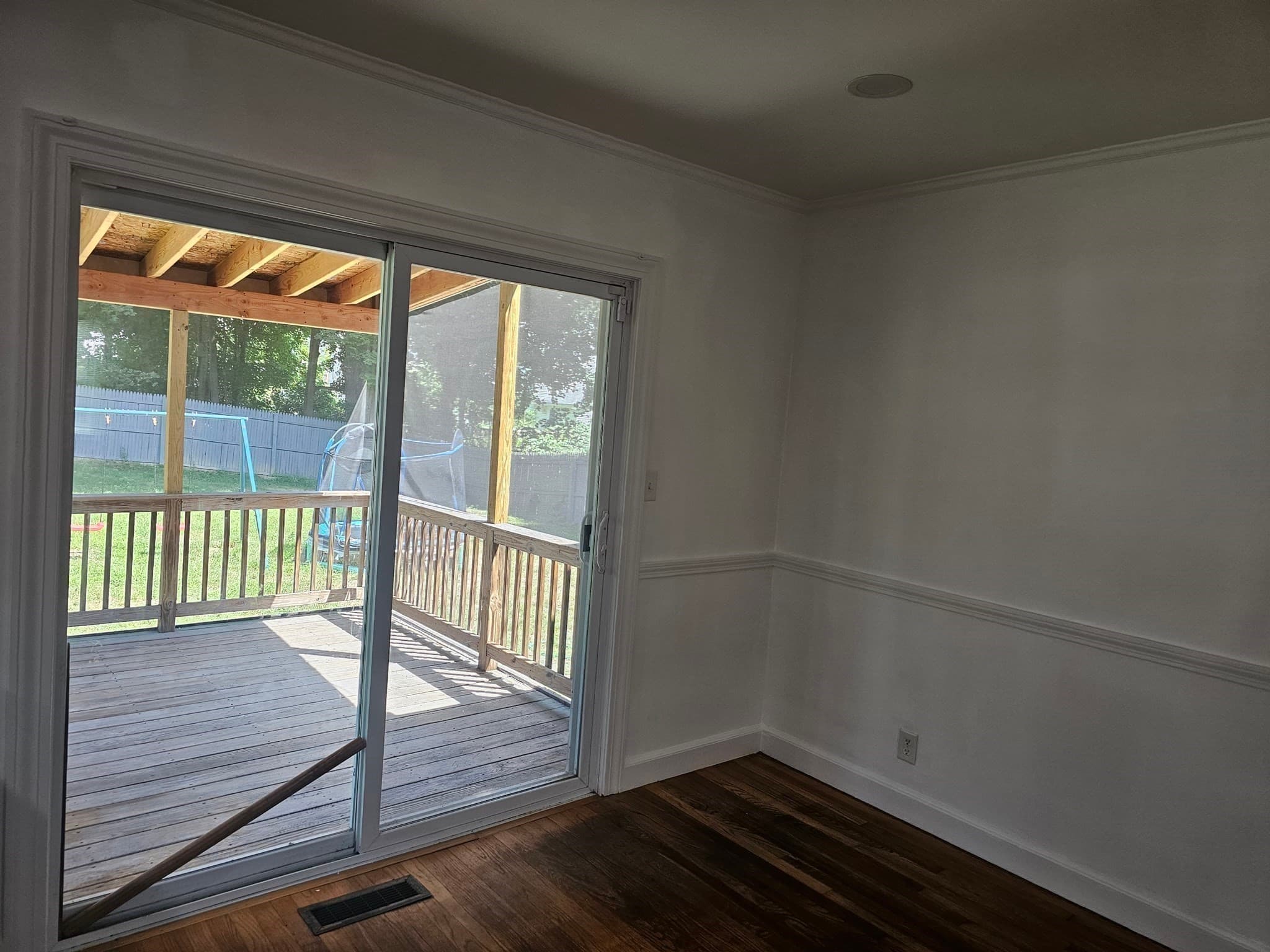 Single Family Residence at 85 Lexington Ave, Lowell MA 01854, photo 11 of 33