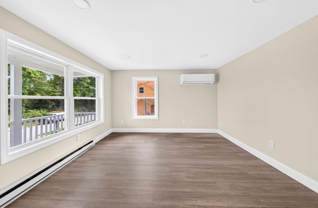 69 Wolcott Ave, Dartmouth MA 02747 photo 4