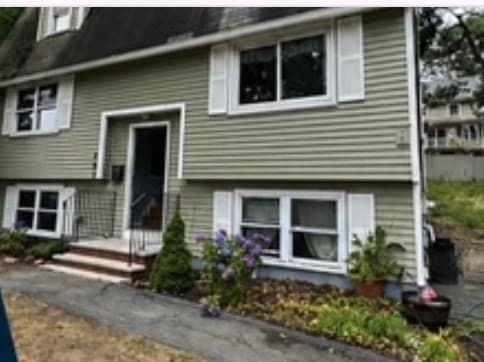 251 Butman Rd, Lowell MA 01852
