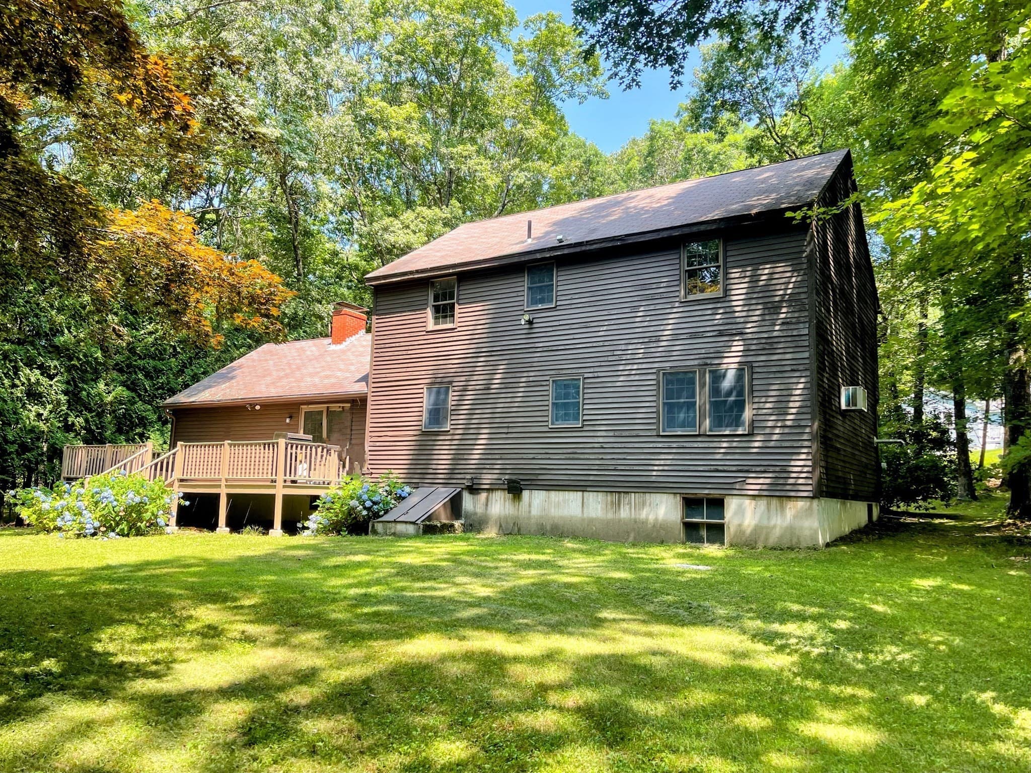 Single Family Residence at 171 Yew Street, Douglas MA 01516, Douglas, photo 2 of 16