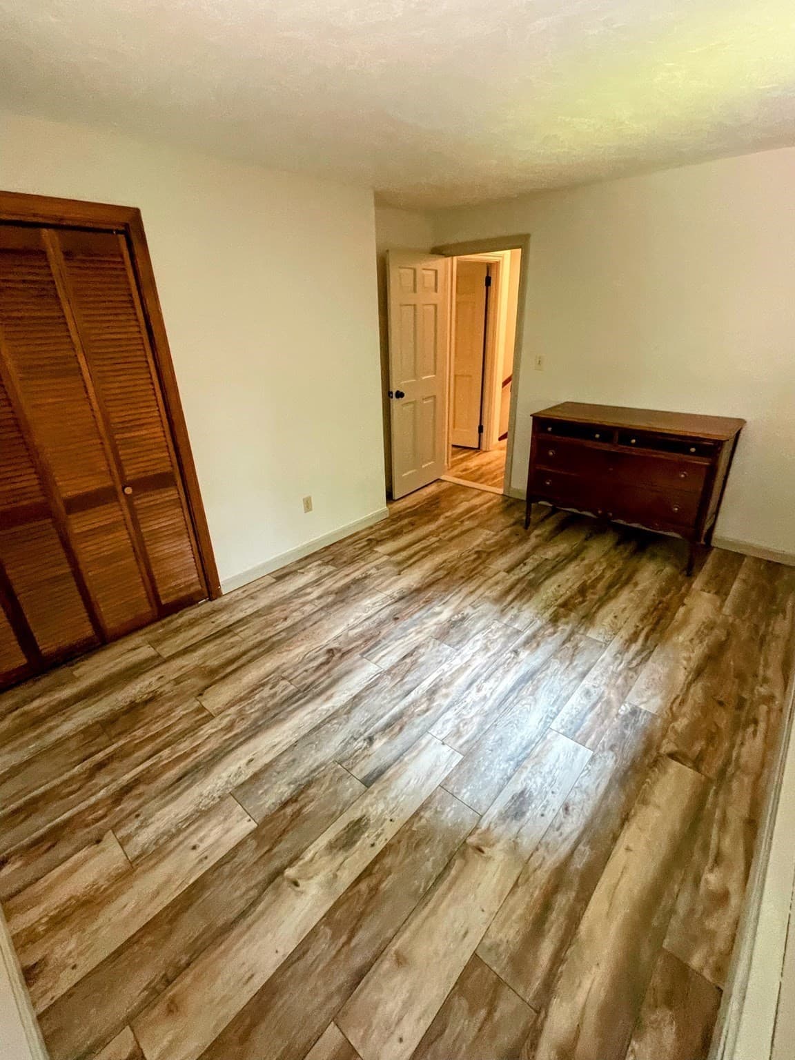 Single Family Residence at 171 Yew Street, Douglas MA 01516, Douglas, photo 15 of 16