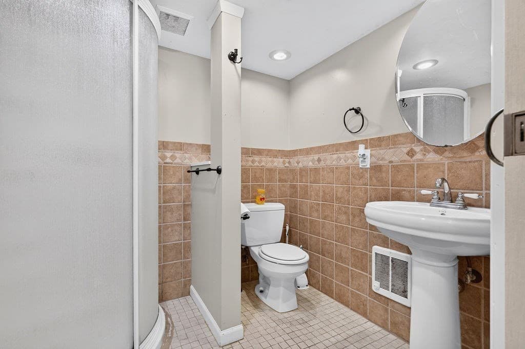 279 Sprague Street, Dedham MA 02026 photo 24