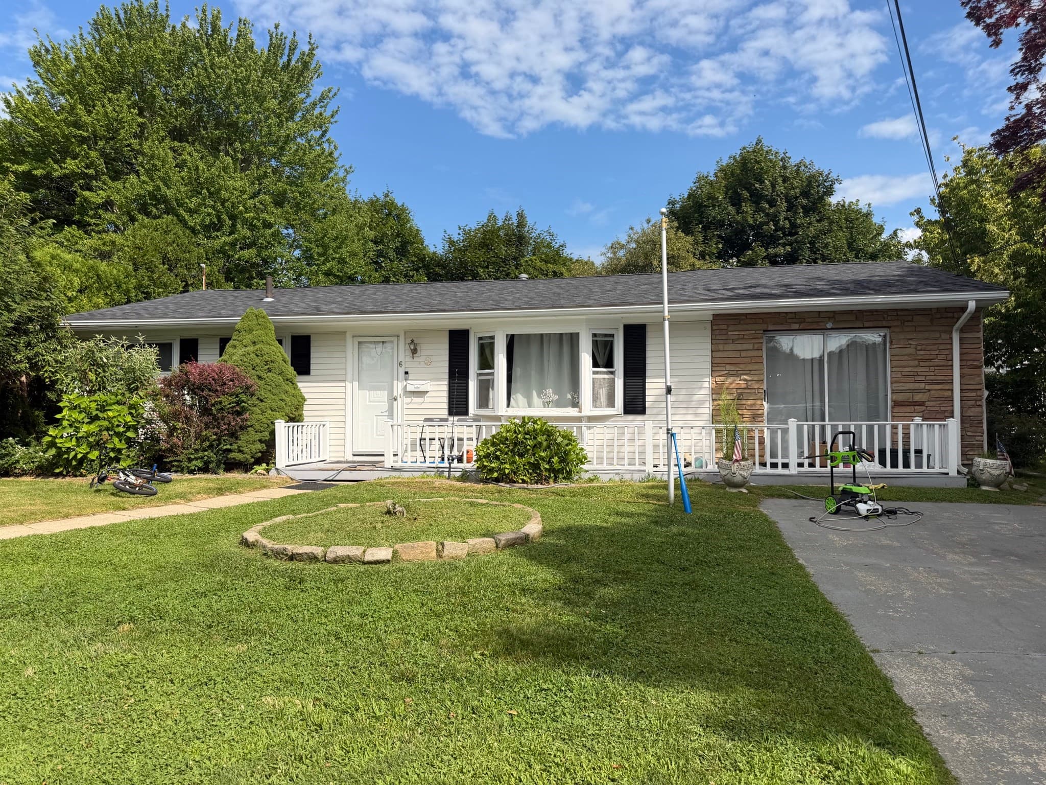 6 Eddy St, Fairhaven MA 02719