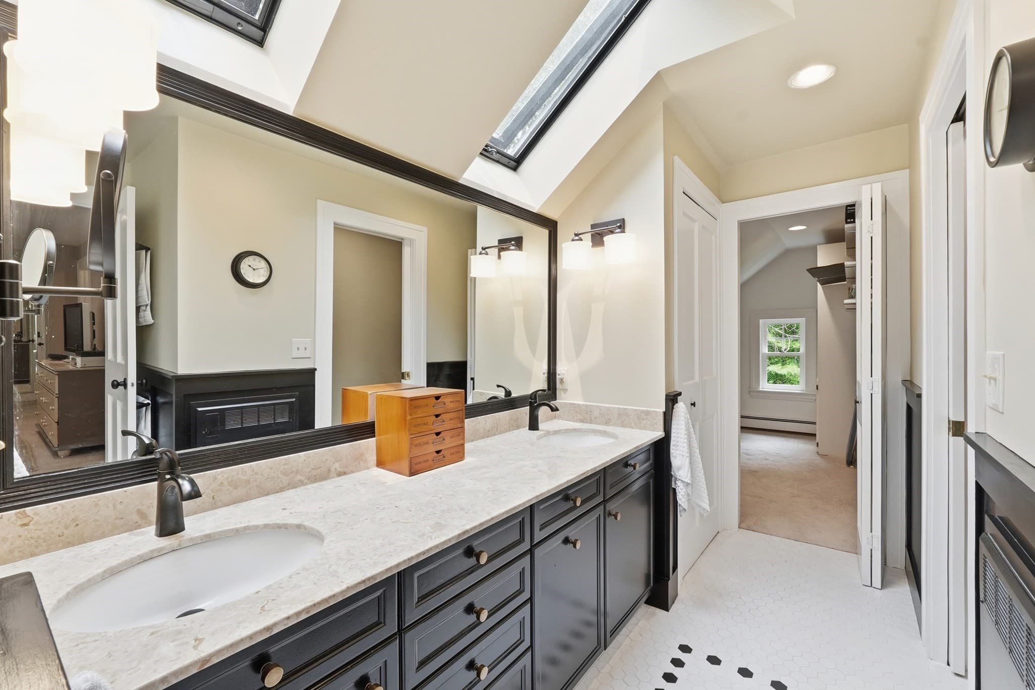 Single Family Residence at 18 Village Green Ln, Holden MA 01520, Holden, photo 26 of 41