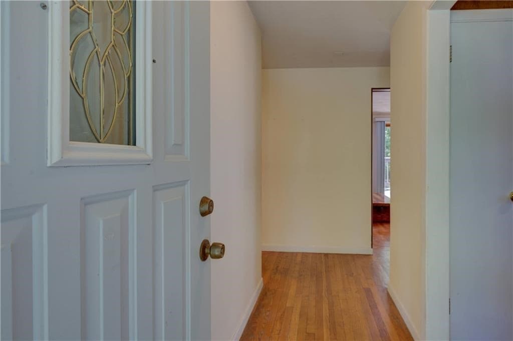 Single Family Residence at 16 Superior St, Warwick RI 02886, Warwick, photo 7 of 35