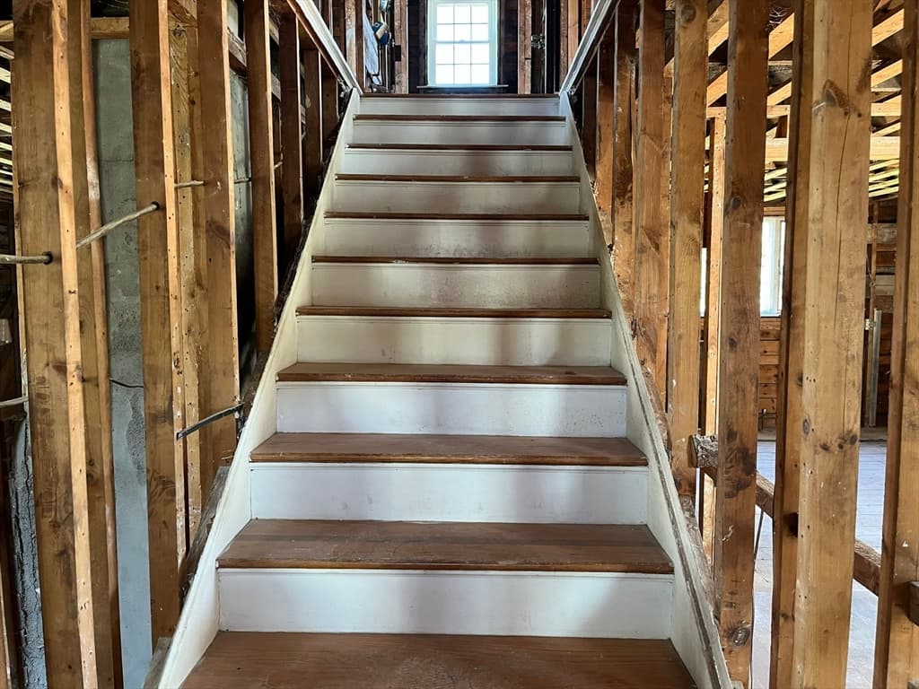 23 Hammond St, Mattapoisett MA 02739 photo 11