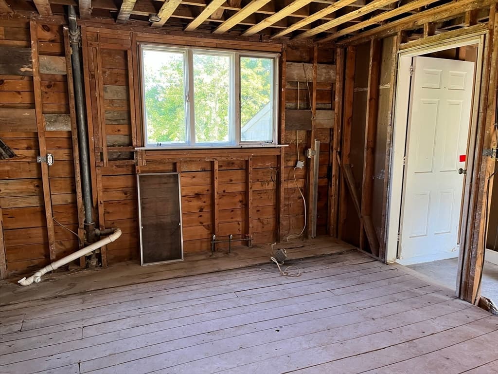 23 Hammond St, Mattapoisett MA 02739 photo 8