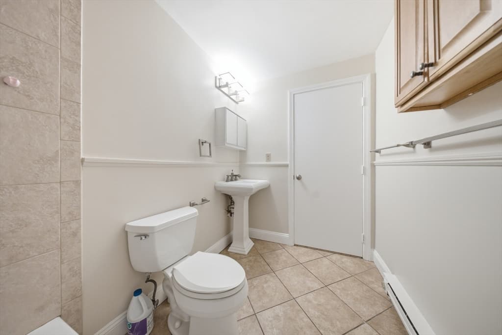 Condominium at 10 Erick Rd # 32, Mansfield MA 02048, Mansfield, photo 8 of 26