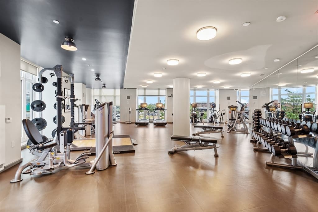100 Lovejoy Wharf, Boston MA 02114 photo 18