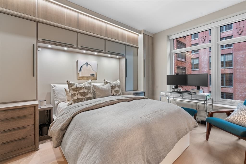 100 Lovejoy Wharf, Boston MA 02114 photo 8
