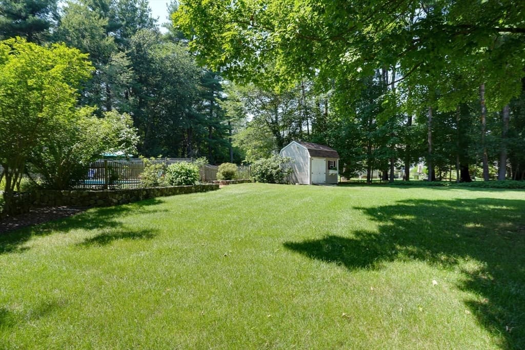 83 Crestwood Dr, Northborough MA 01532 photo 30