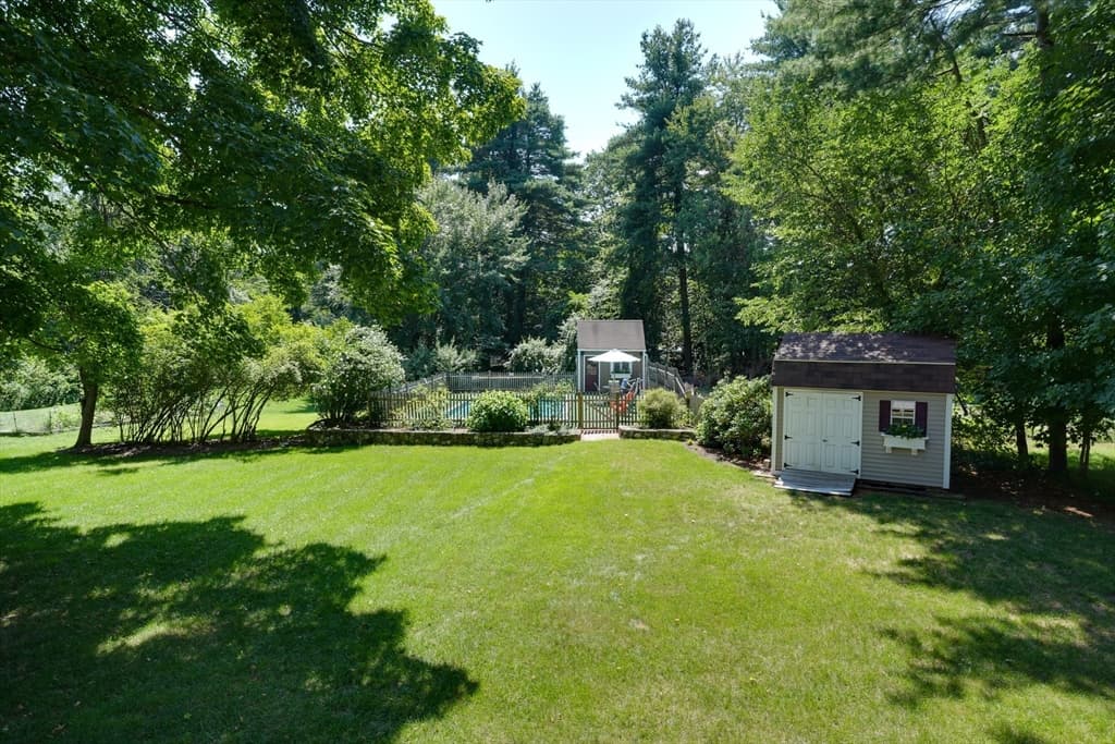 83 Crestwood Dr, Northborough MA 01532 photo 31