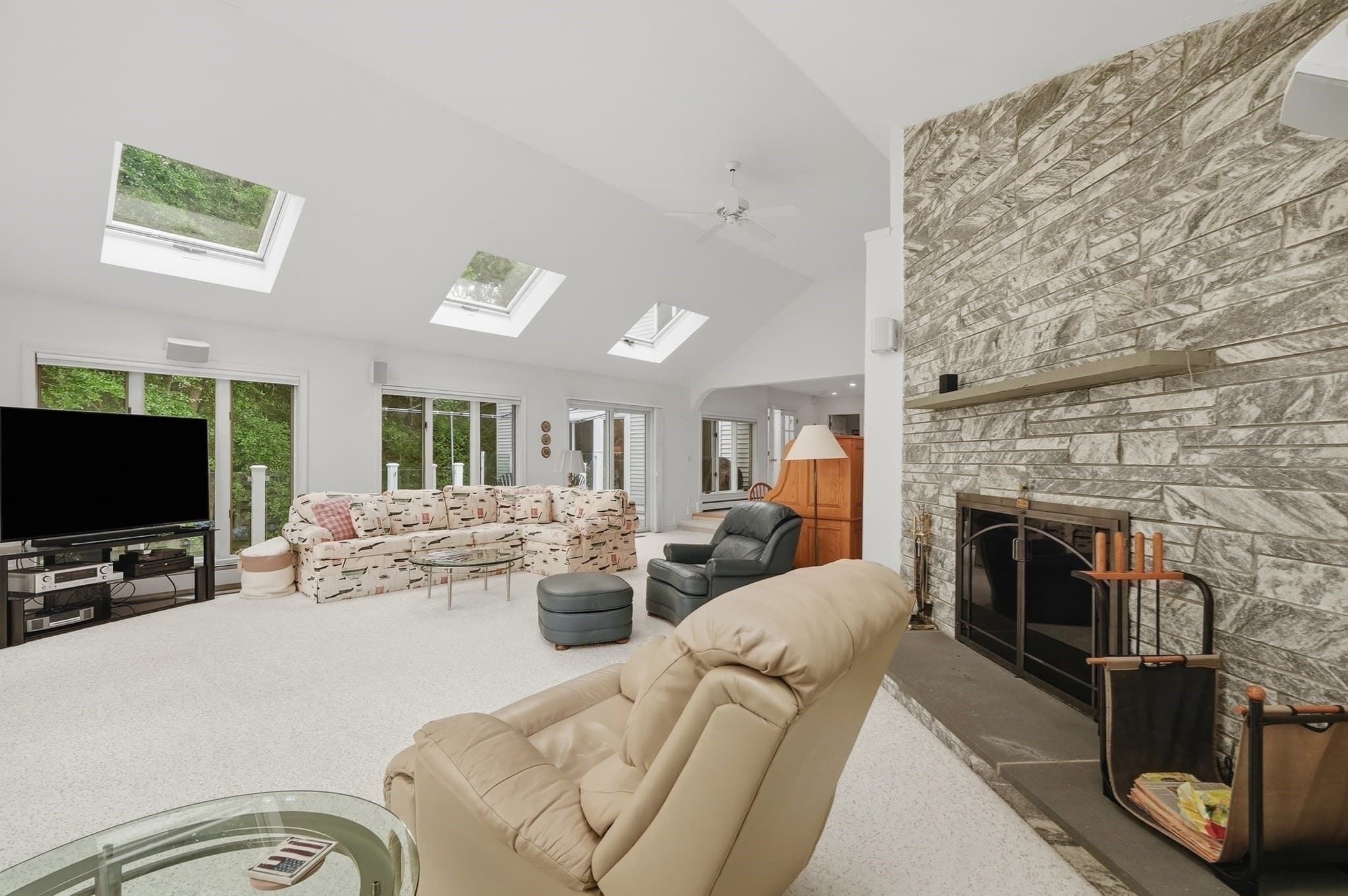 Single Family Residence at 34 Shirley Point Rd, Barnstable MA 02632, Barnstable, photo 14 of 42
