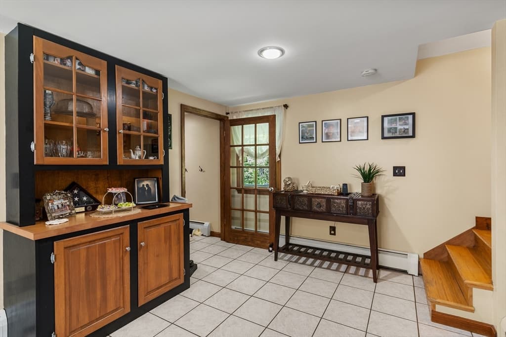 229 Tispaquin St, Middleboro MA 02346 photo 6