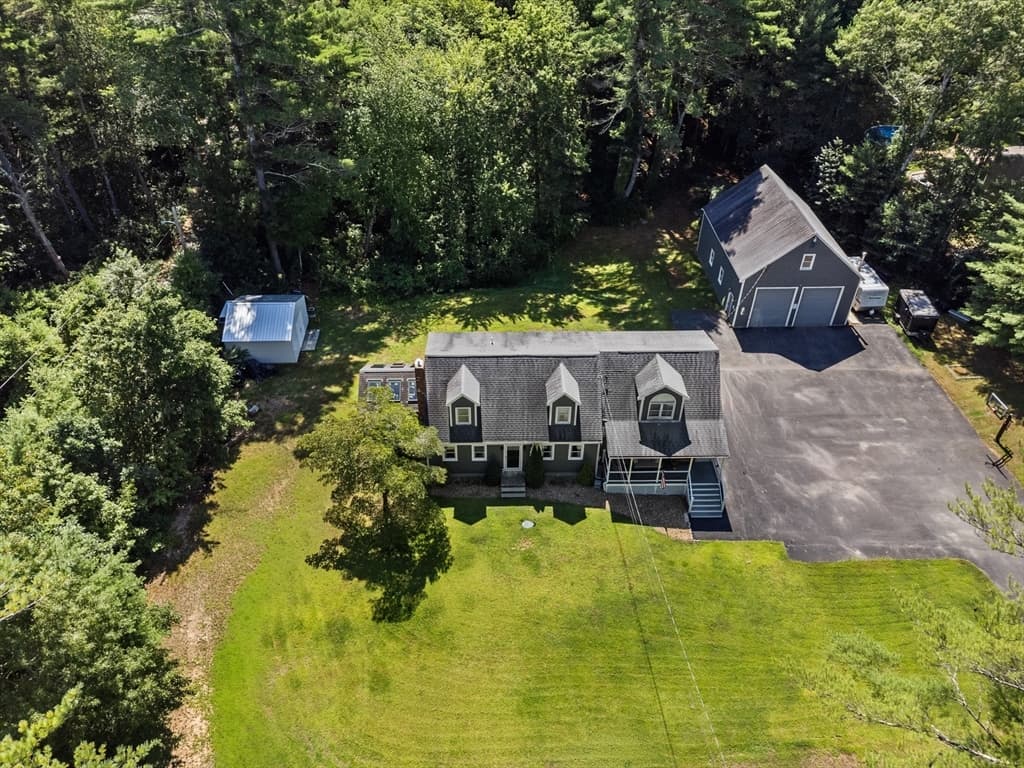 229 Tispaquin St, Middleboro MA 02346 photo 5