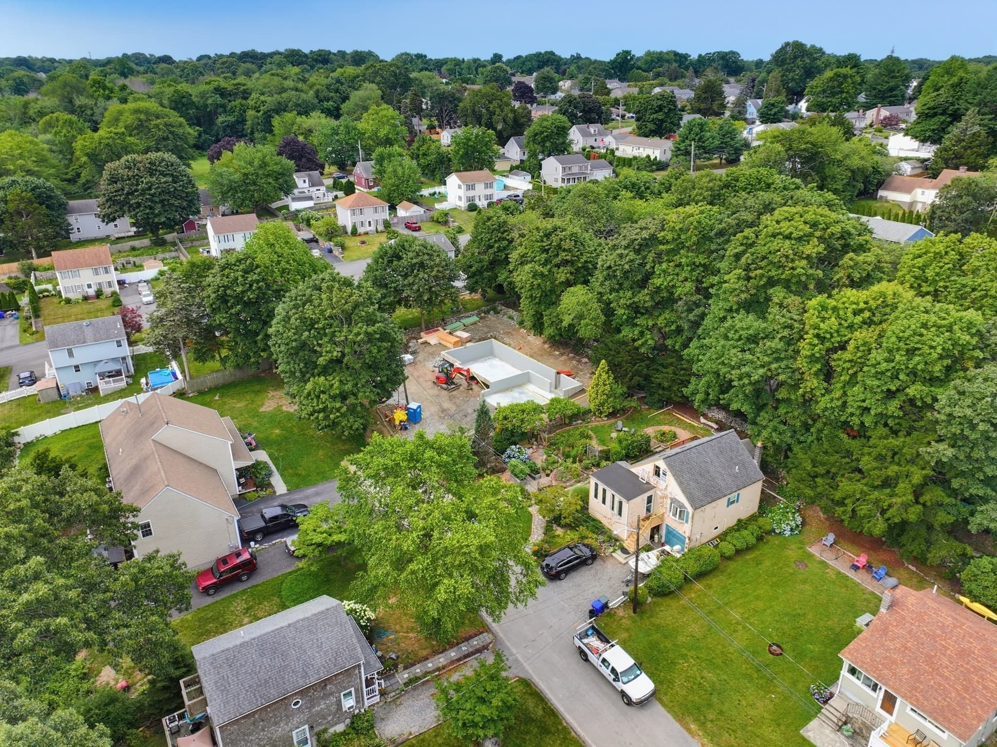 Single Family Residence at 7 Broadview Ave, Bristol RI 02809, Bristol, photo 8 of 14