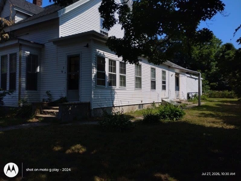 7 Pleasant Street, Ware MA 01082 photo 4