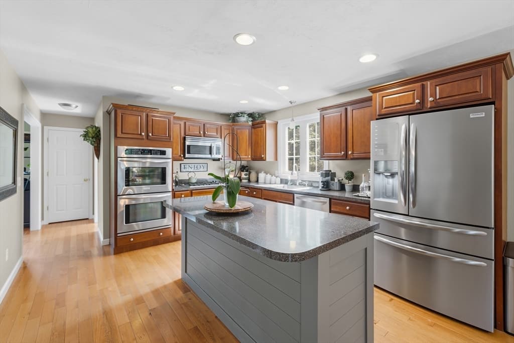 12 Mirasol Drive, Bourne MA 02532 photo 3