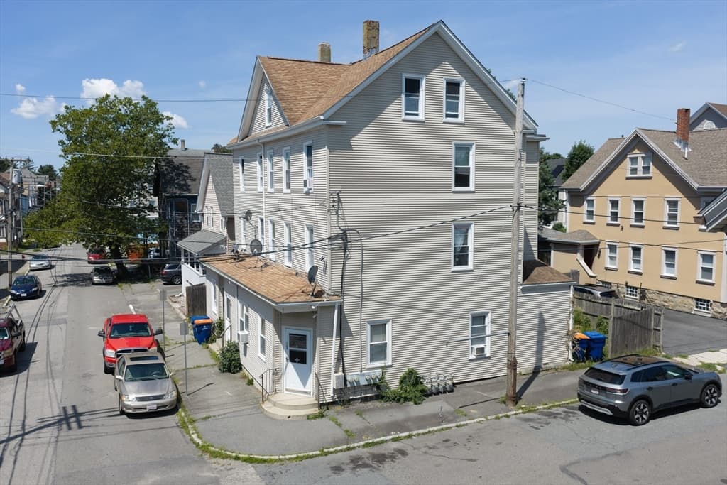 199-203 Austin St, New Bedford MA 02740 photo 3