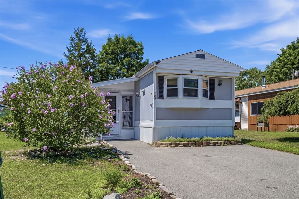 124 Mayflower Avenue, Taunton MA 02780 photo 17
