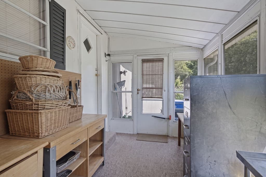 124 Mayflower Avenue, Taunton MA 02780 photo 16