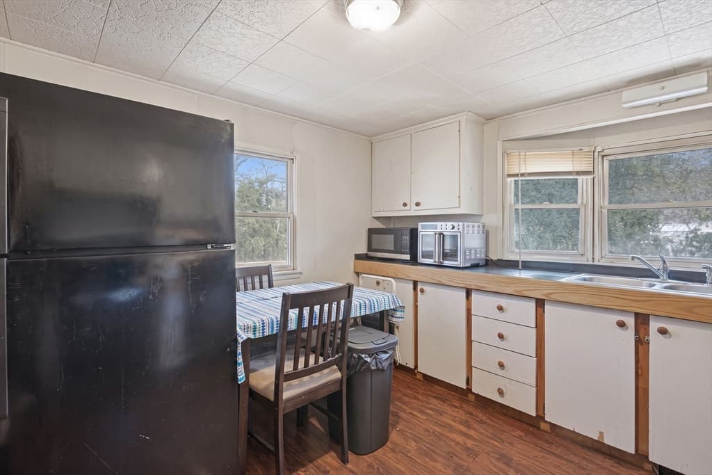 124 Mayflower Avenue, Taunton MA 02780 photo 5