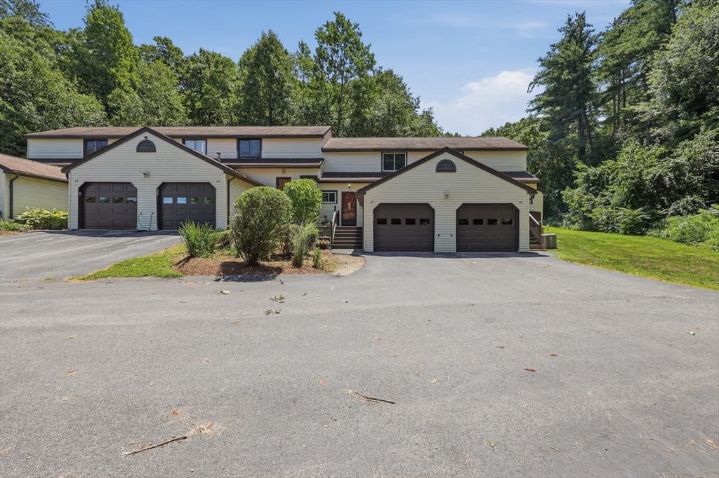 25 Centercrest Drive # 25, Tyngsborough MA 01879 photo 2
