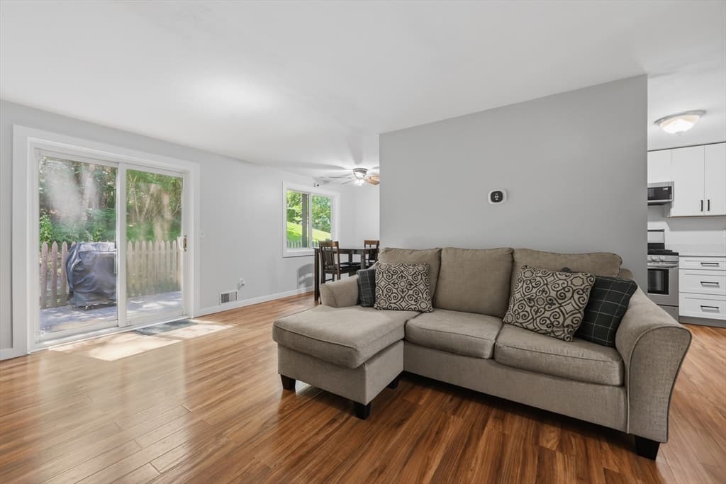 25 Centercrest Drive # 25, Tyngsborough MA 01879 photo 5