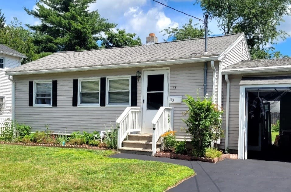 Single Family Residence at 33 Markham Cir, Ayer MA 01432, Ayer, photo 4 of 6