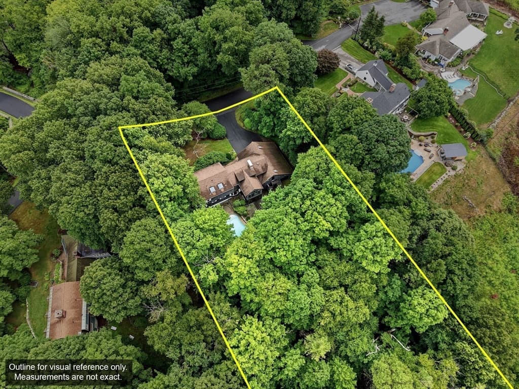 3 Hilltop Dr, Wilbraham MA 01095 photo 6