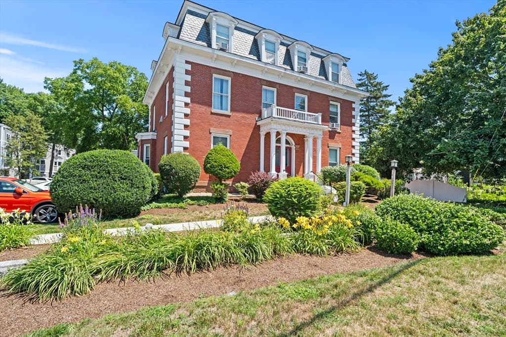 117 High Street # 2, Ipswich MA 01938