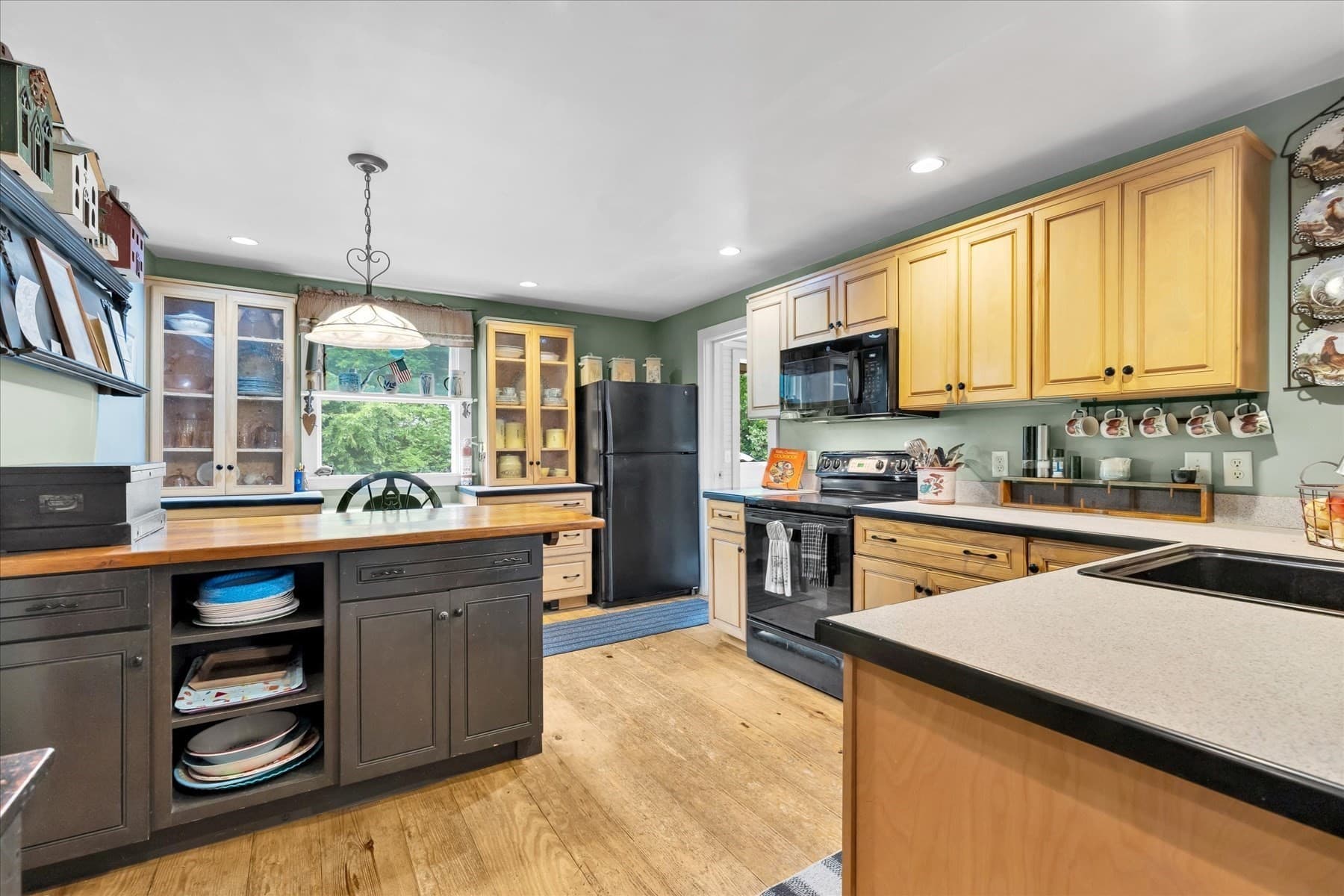 Single Family Residence at 643 Main St, Harwich MA 02645, Harwich, photo 9 of 42