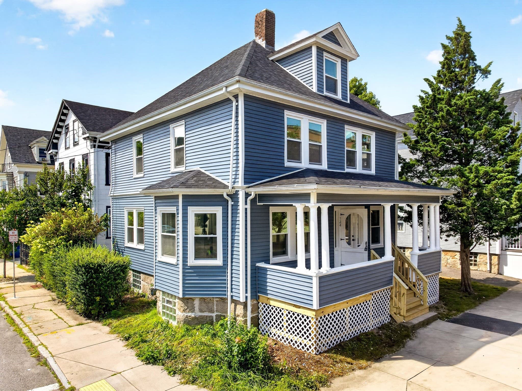 124 Mill St, New Bedford MA 02740