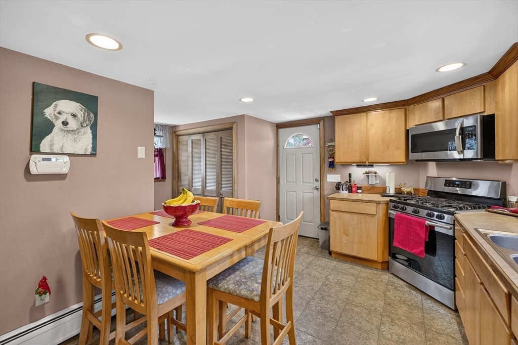 117 Bridge St, Fairhaven MA 02719 photo 6