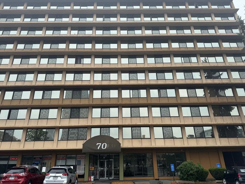 70 Southbridge St # 713, Worcester MA 01608