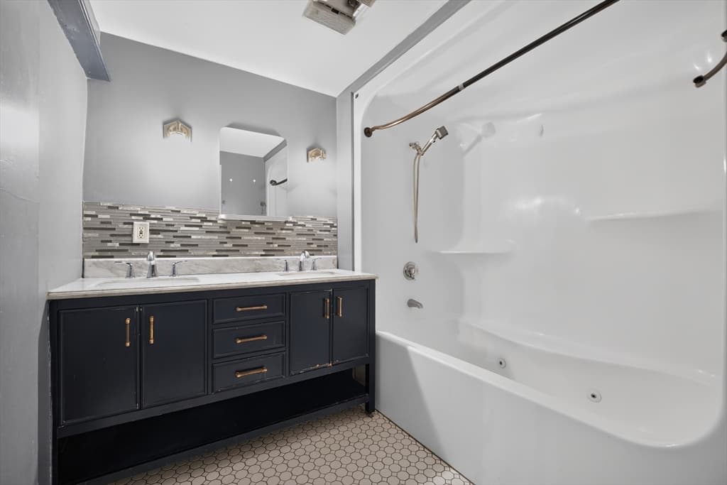 14 Forestvale Rd, Boston MA 02136 photo 14