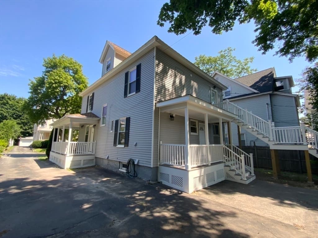 5 Ferdinand St, Worcester MA 01603 photo 5