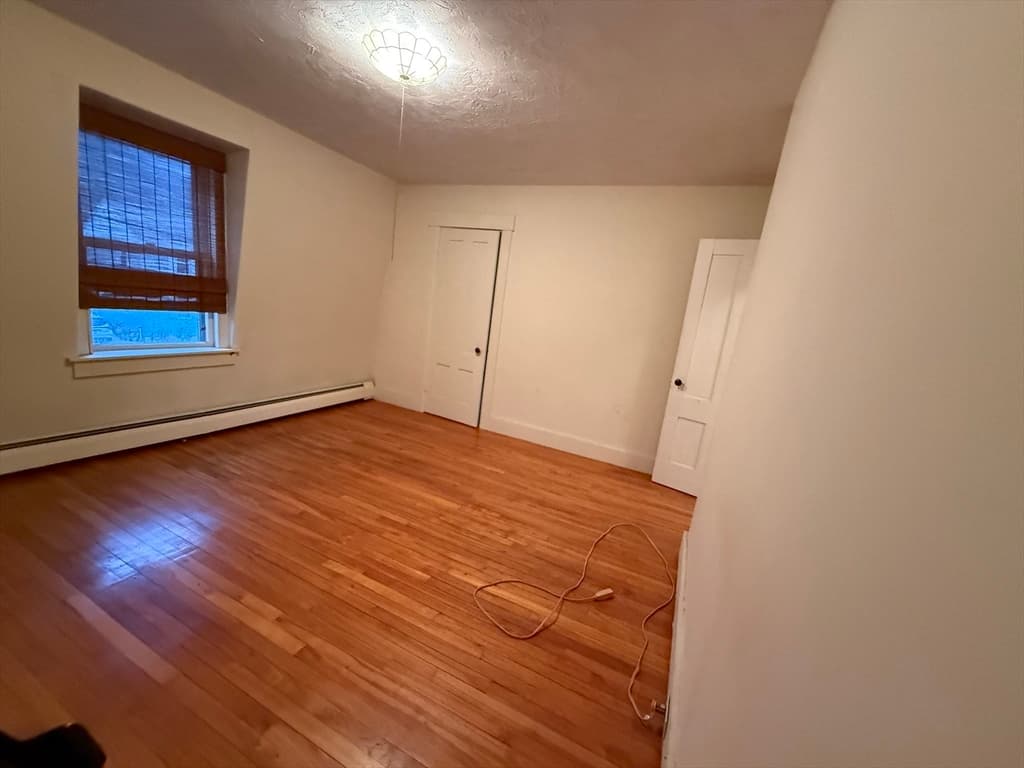 8 Hawes St, Fitchburg MA 01420 photo 17