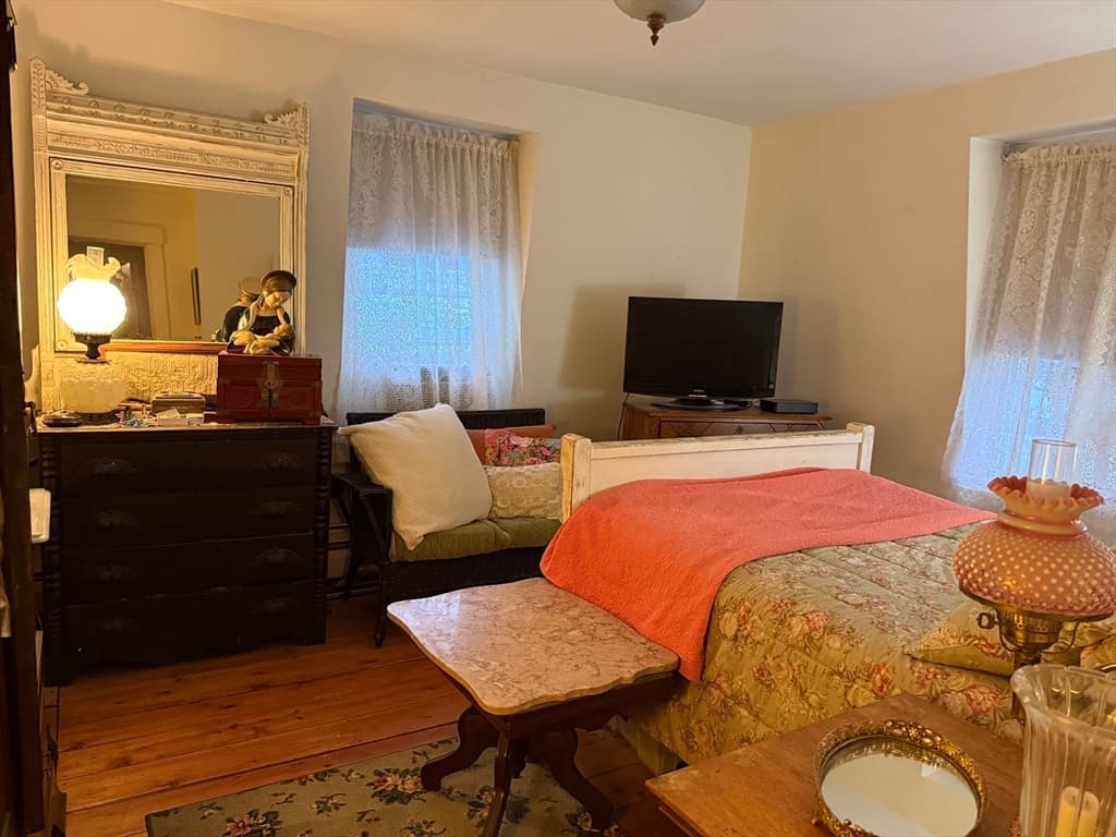 8 Hawes St, Fitchburg MA 01420 photo 12