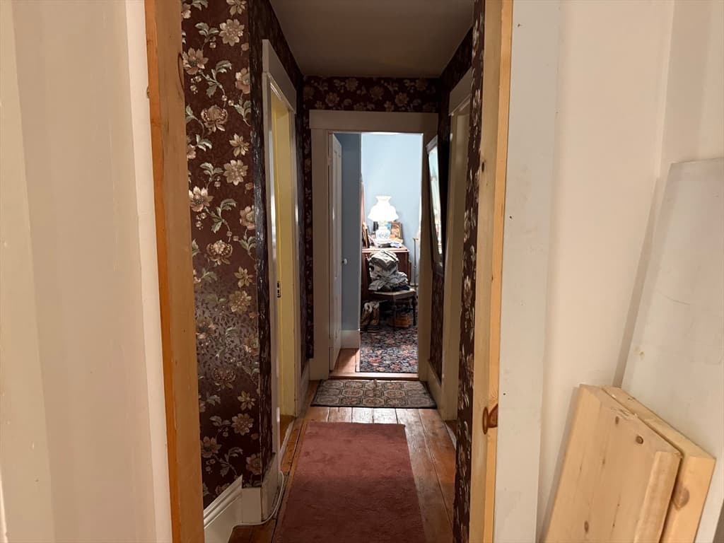 8 Hawes St, Fitchburg MA 01420 photo 10