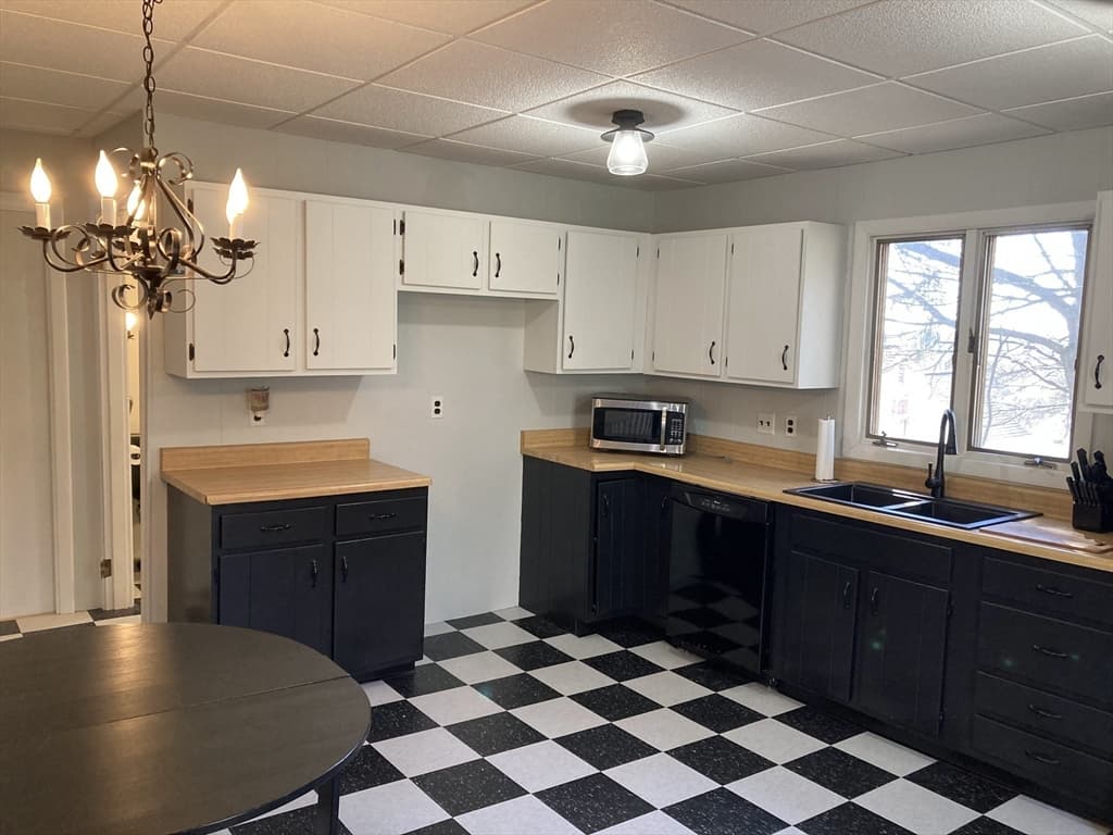 8 Hawes St, Fitchburg MA 01420 photo 19