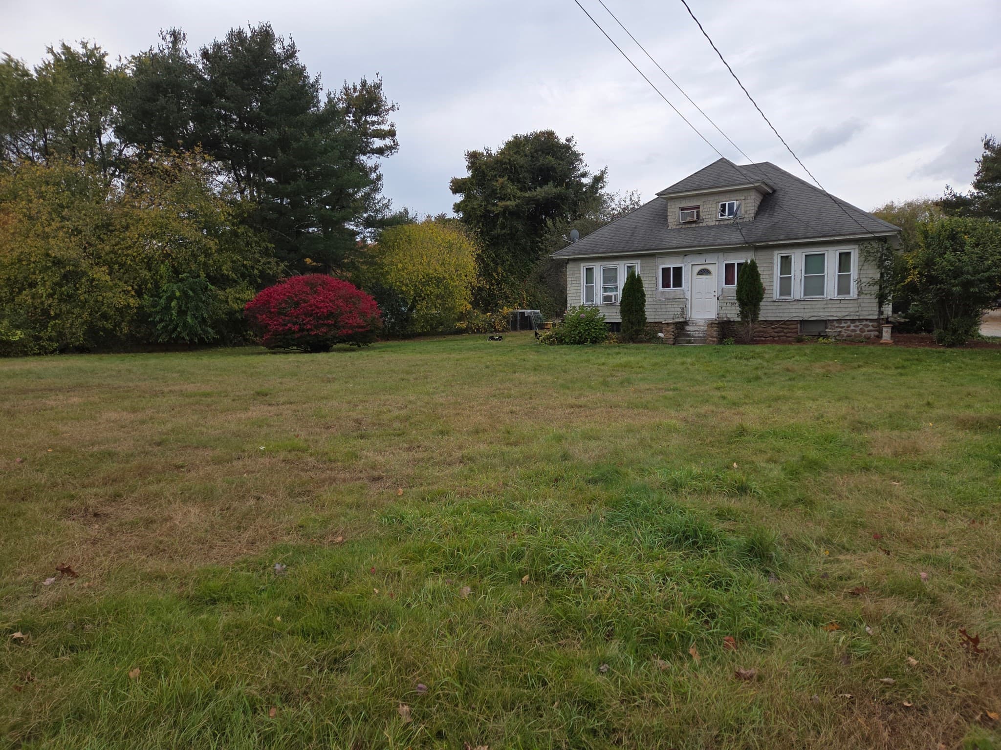 Single Family Residence at 273 River Road, Hudson MA 01749, photo 2 of 3