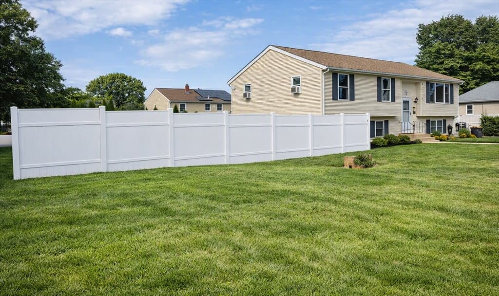 37 Leigh Street, Seekonk MA 02771 photo 2